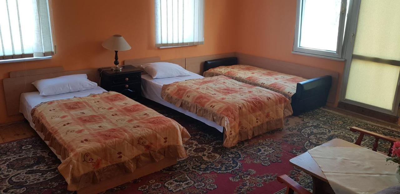 Rooms Noclegi Bytyn Exterior foto