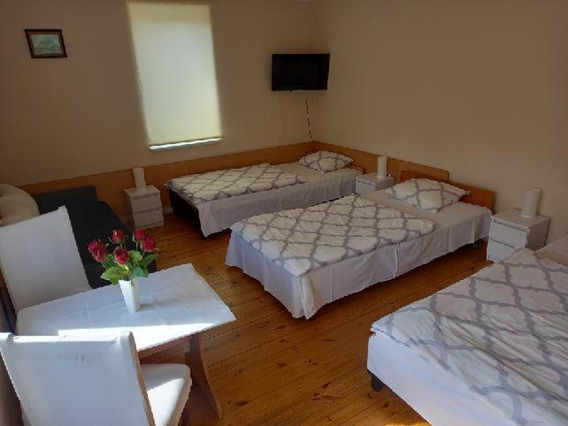 Rooms Noclegi Bytyn Exterior foto